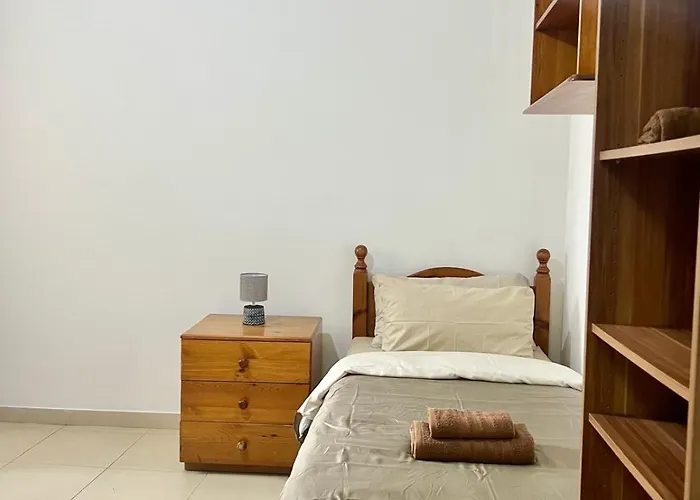 St Julian's 3 Bedroom - 10 Mins From The Sea Apartament St. Julian's