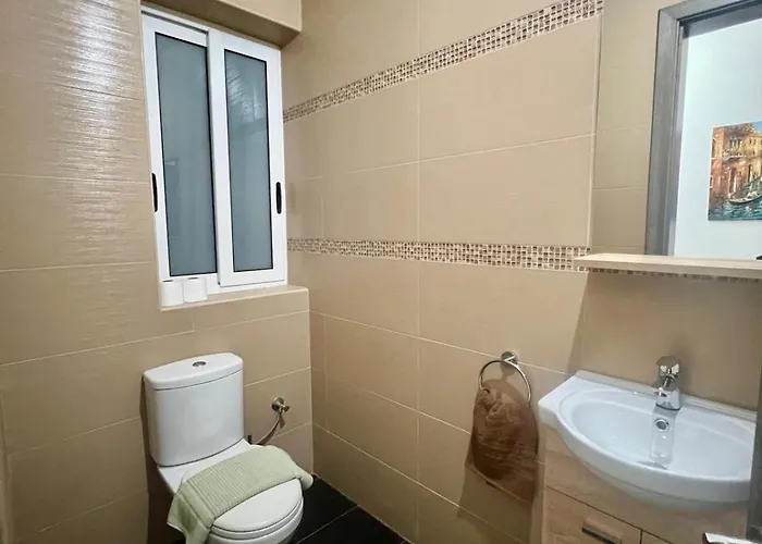 St Julian's 3 Bedroom - 10 Mins From The Sea Saint Julian's